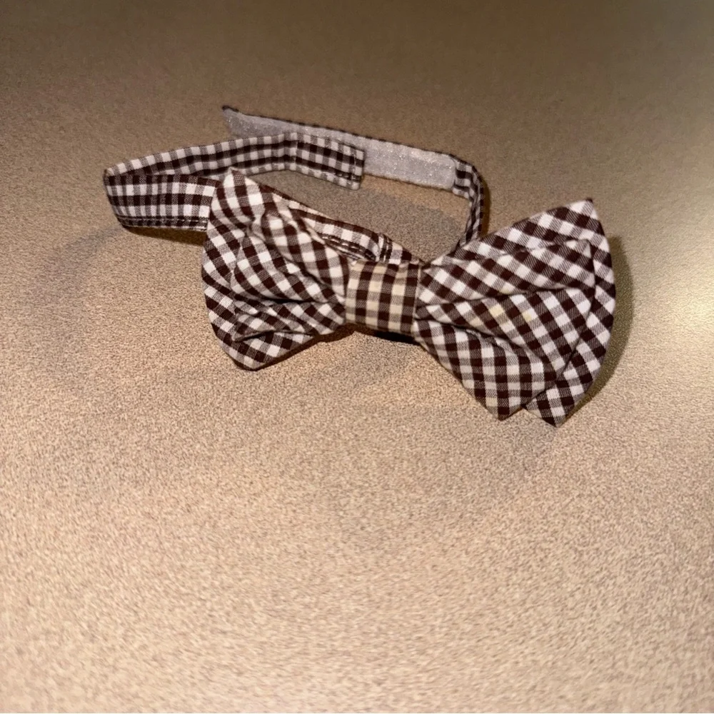 Toddler boys bow tie Velcro closure brown and white plaid